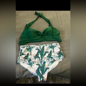 Ladies 2 piece bathing suit